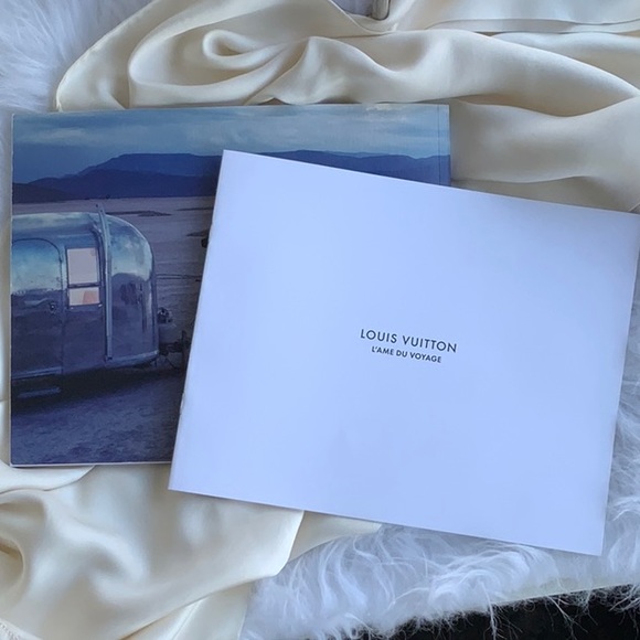 Louis Vuitton 2012 collection photo book - Picture 4 of 11